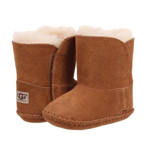UGG Chestnut Sheepskin Lined Suede Baby Booties Size 2/3 Baby - Picture 1 of 12